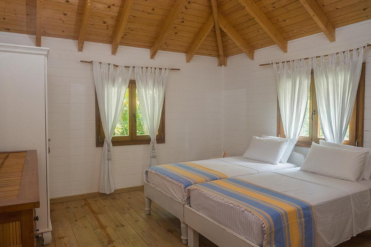 La Pointe Beach Huts Baie Sainte Anne Εξωτερικό φωτογραφία