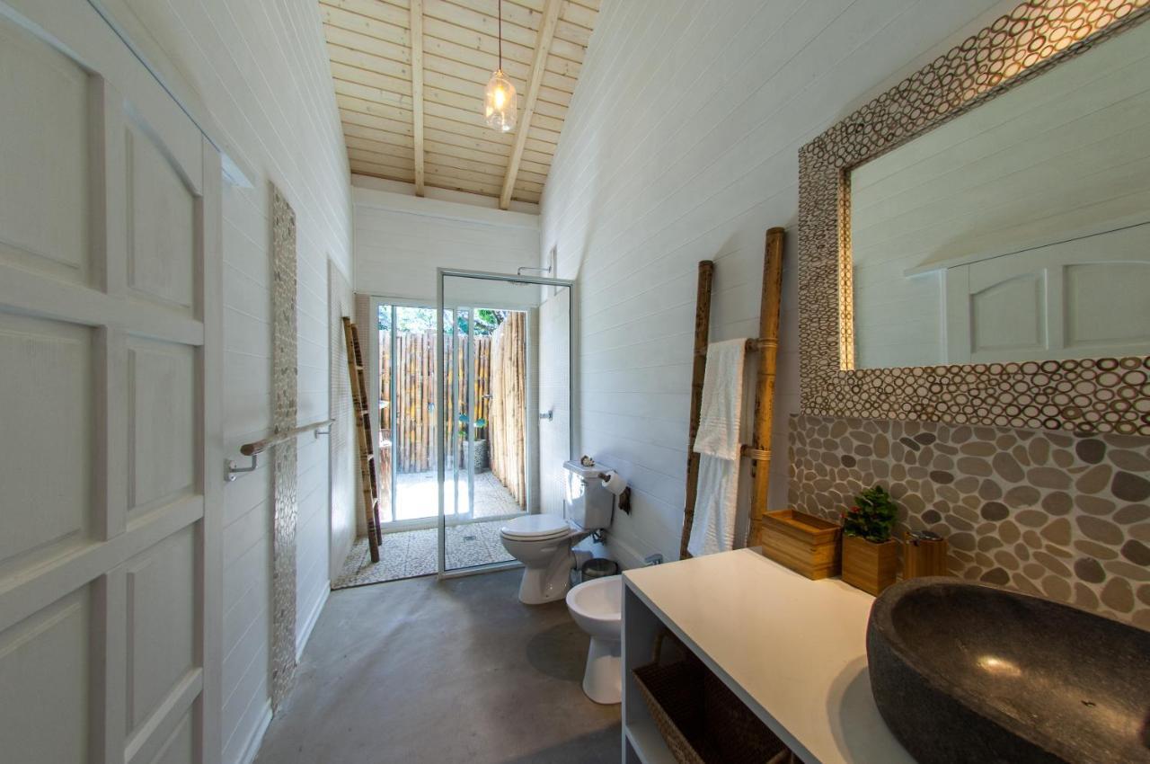La Pointe Beach Huts Baie Sainte Anne Εξωτερικό φωτογραφία