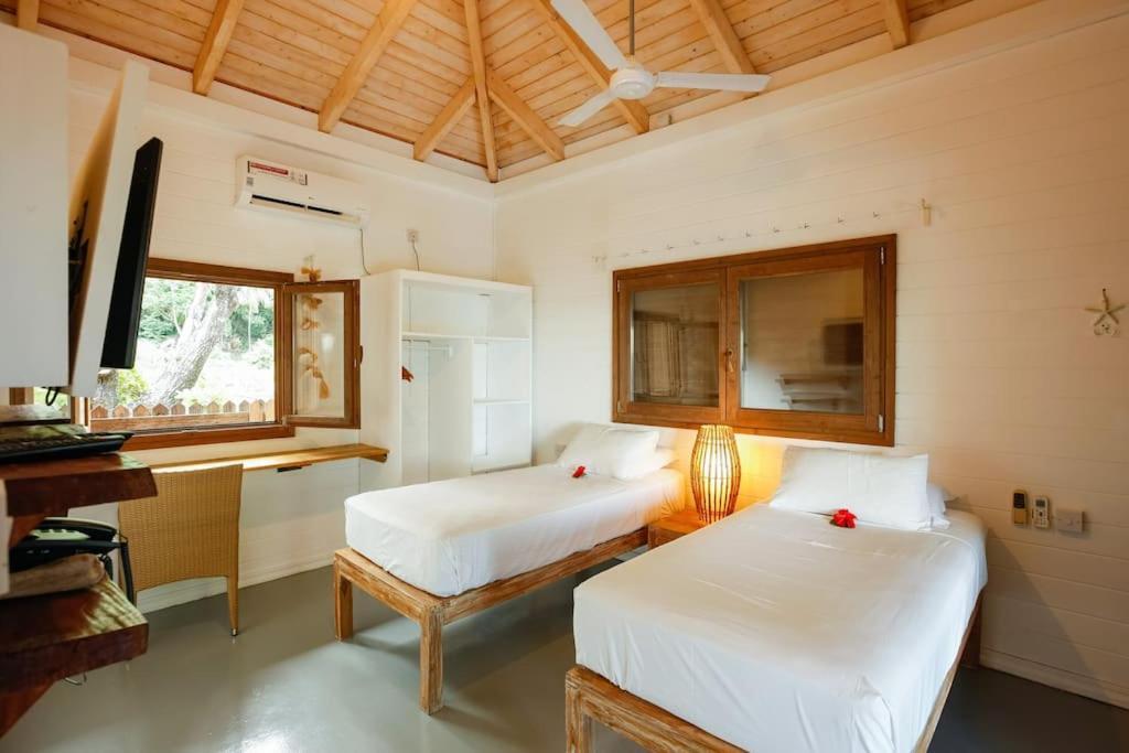 La Pointe Beach Huts Baie Sainte Anne Εξωτερικό φωτογραφία